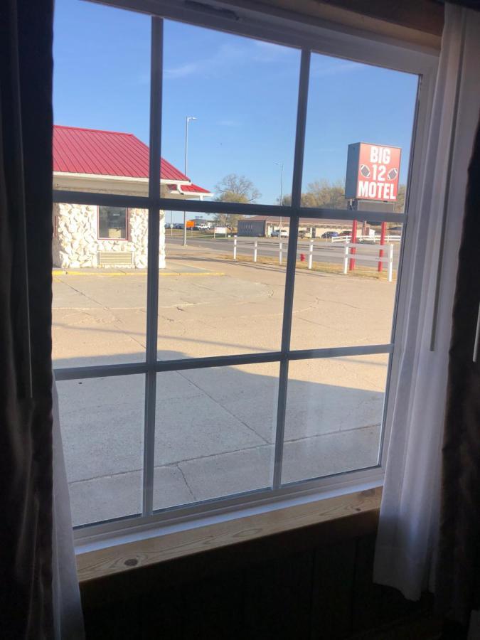 Big 12 Motel Broken Bow Zewnętrze zdjęcie