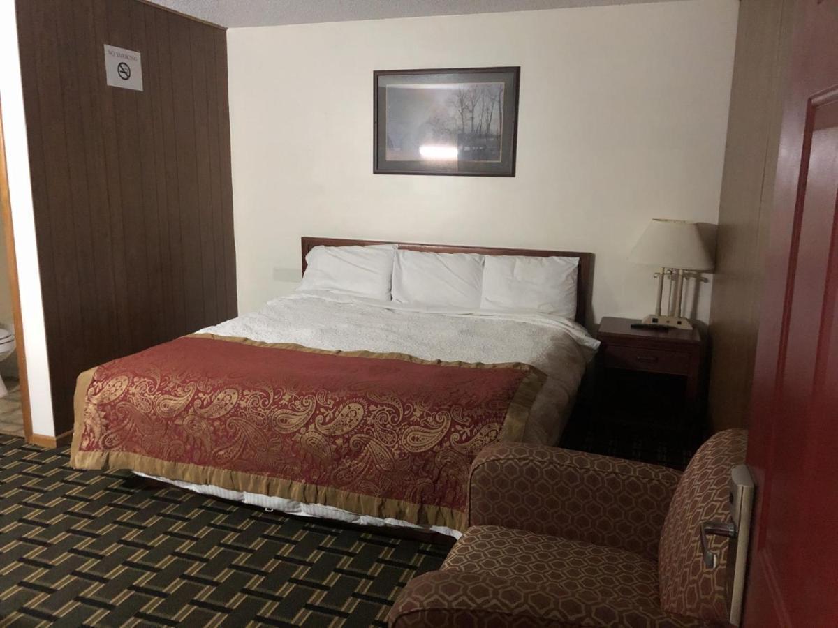 Big 12 Motel Broken Bow Zewnętrze zdjęcie