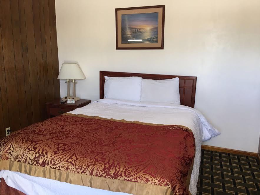 Big 12 Motel Broken Bow Zewnętrze zdjęcie